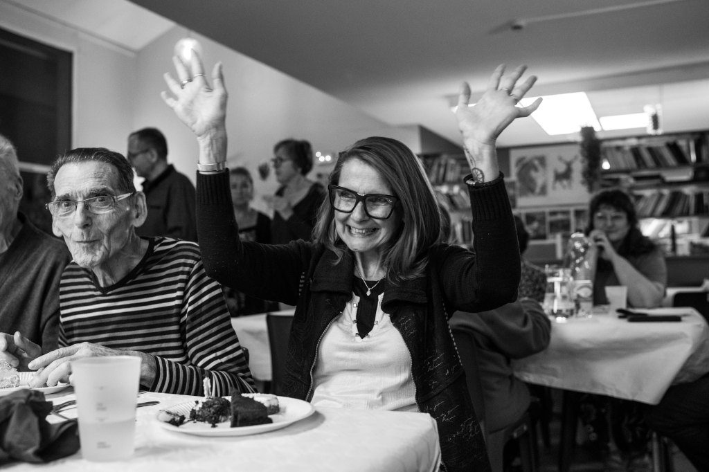 résidence autonomie retraite autonomie personnes âgées vieilles vieux Ehpad  Saint Martin d'Uriage 38410 Marie-Rose Gilles photographe photographie portrait